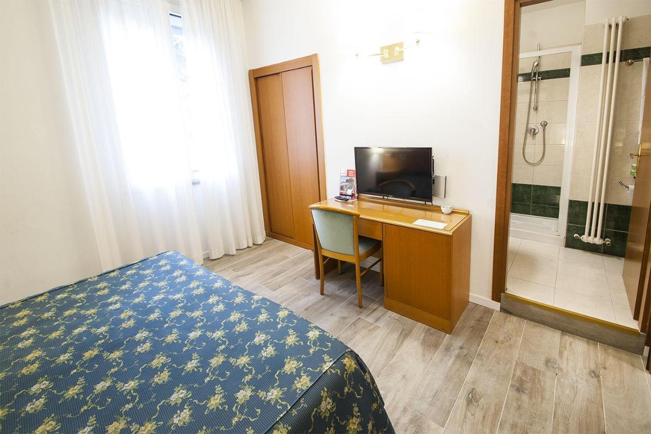 Hotel Italia Ραβένα Εξωτερικό φωτογραφία